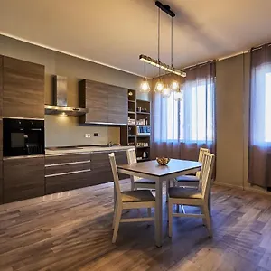 Carlotta Silvani Apartamento