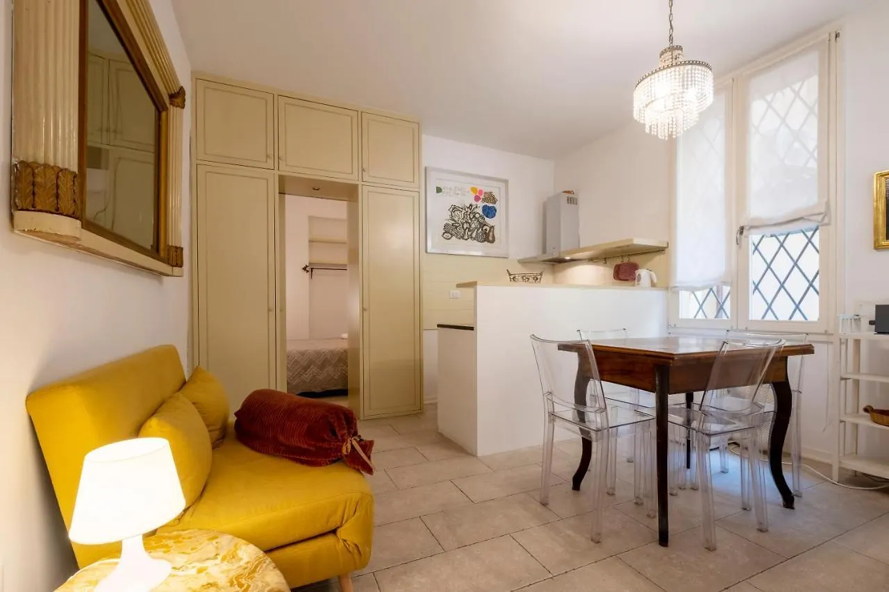 Getthekey S.Stefano Apartment Bologna 0*,